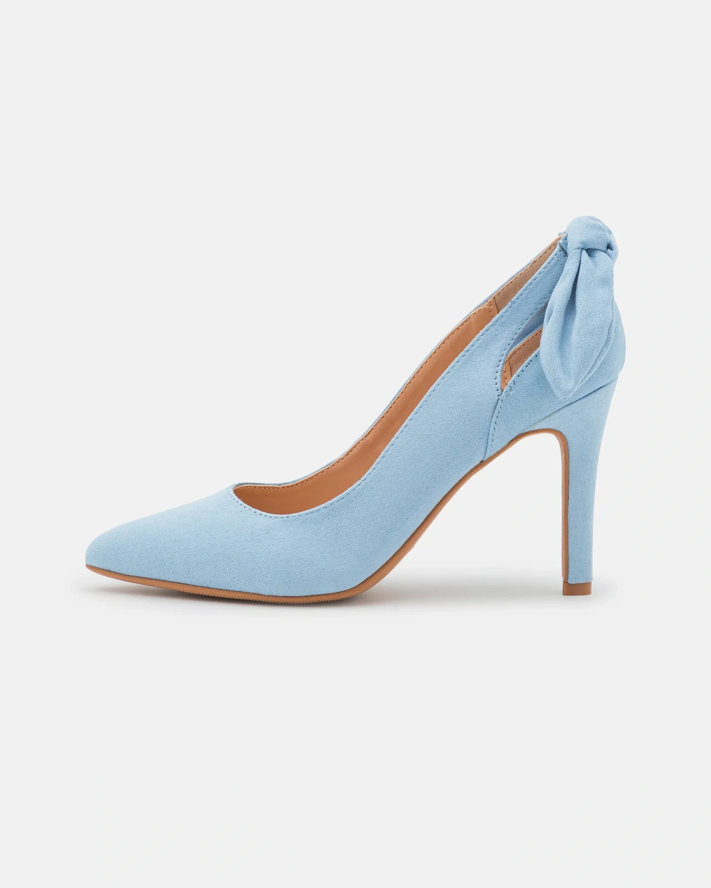 Fotografía de producto zapato fondo blanco